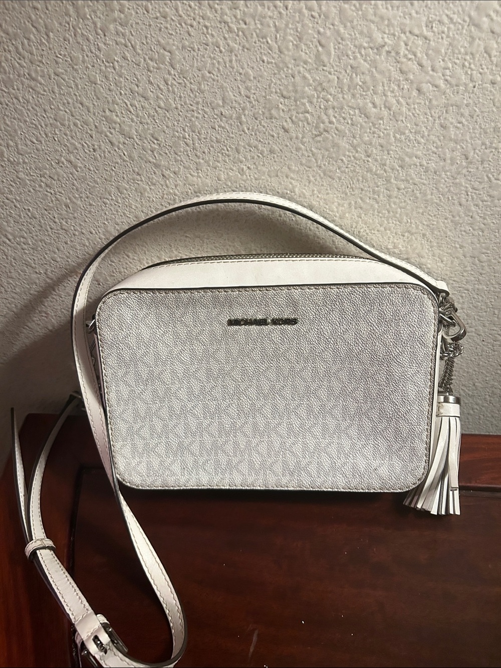 Michael Kors White/Silver Signature Crossbody Camera Bag